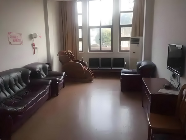 从吃瓜到宣发，有多少人泡在B站影视区？